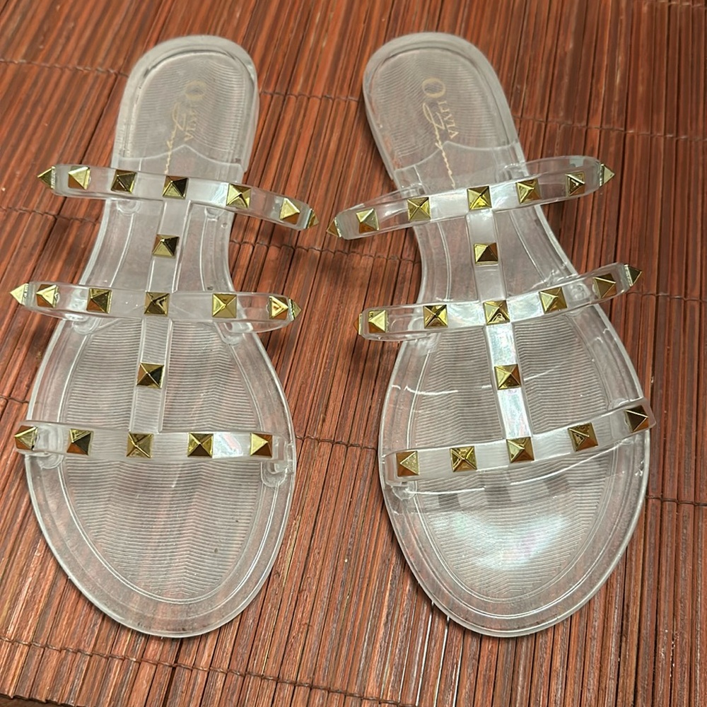 Olivia Ferguson Rock-studs sandals